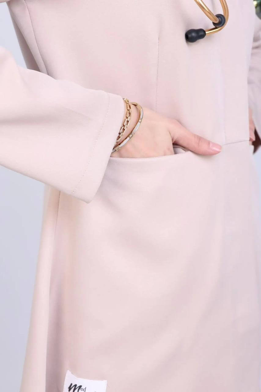 Beige Formal Scrub MedModelle